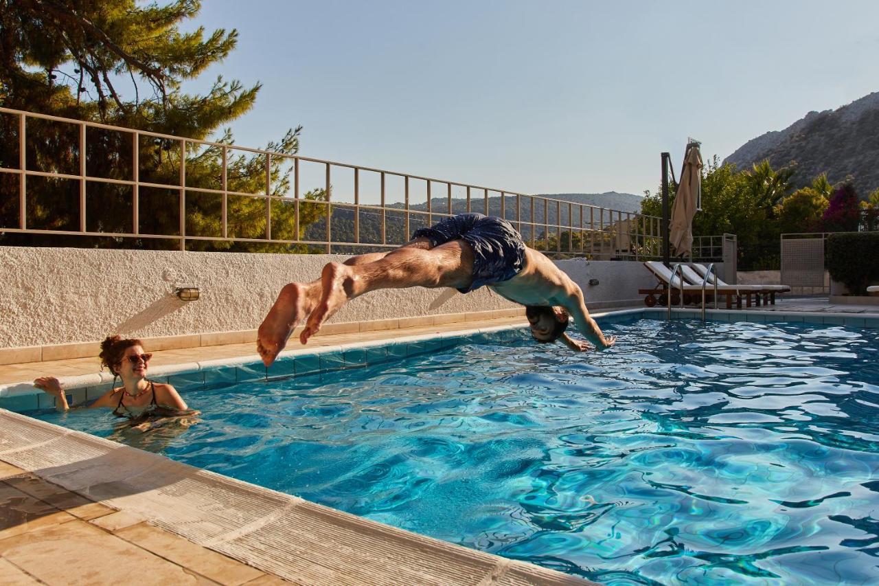 Erato Hotel Agia Marina  Zewnętrze zdjęcie